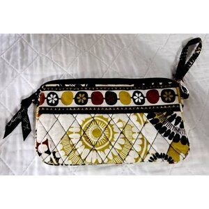 Vera Bradley Multicolor Medallion Pattern Zipper Close Wallet Wristlet